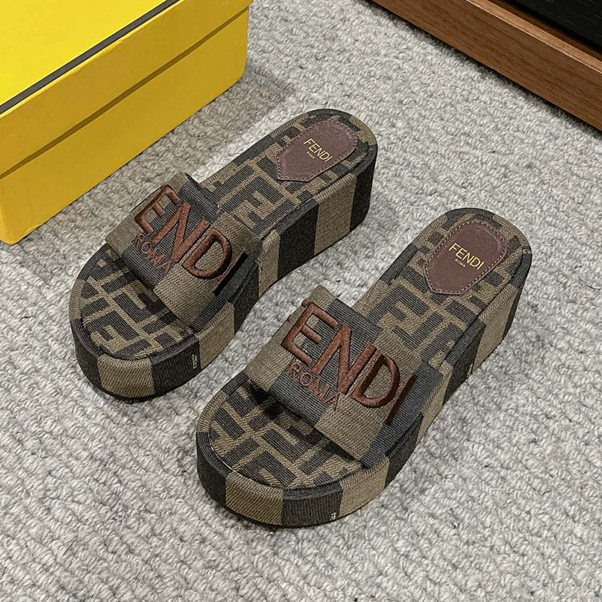 Fashion casual thick soled sandals and slippers 1024060710