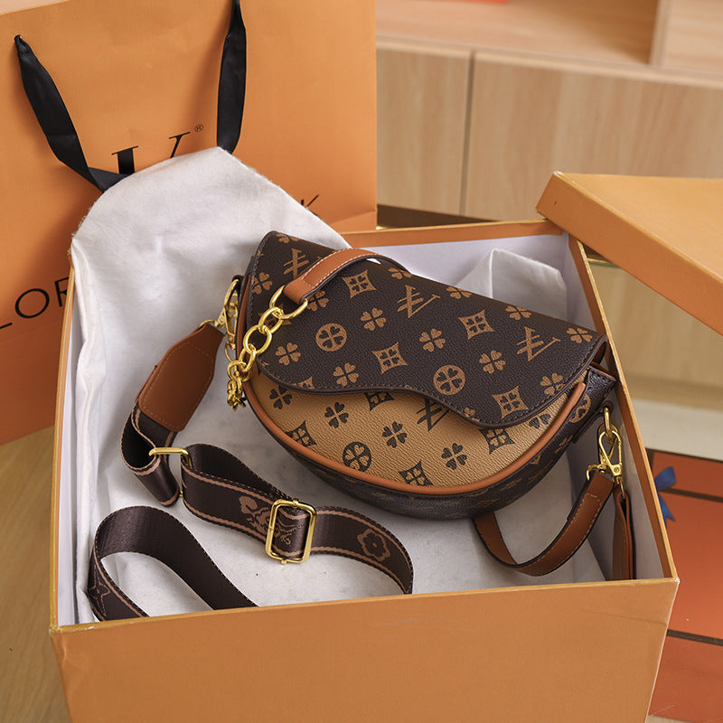 Luxury Saddle Bag with Premium Texture 1025090508