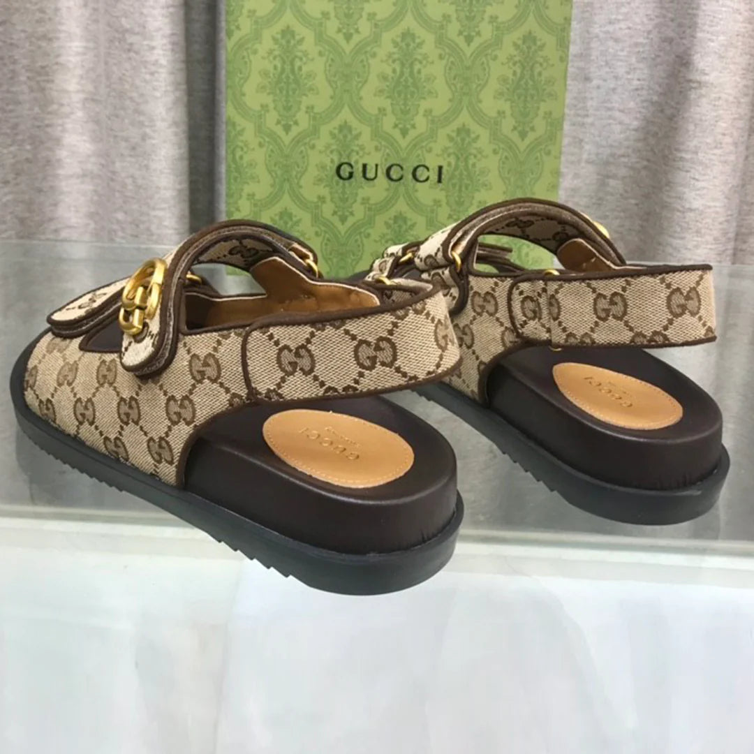 New Fashion Versatile Velcro Sandals 1024032030