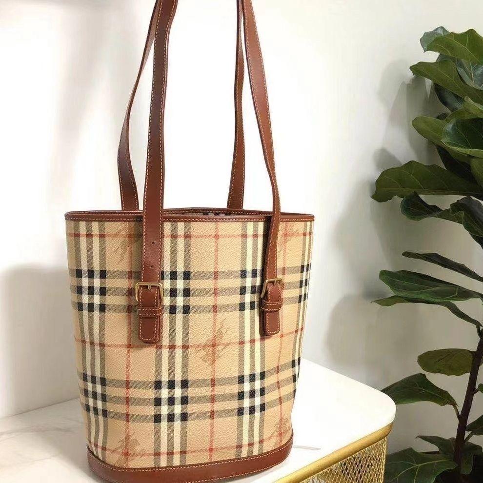 New Bucket Shoulder Handbag Fashion Versatile Classic Check Women's Bag 1024031513