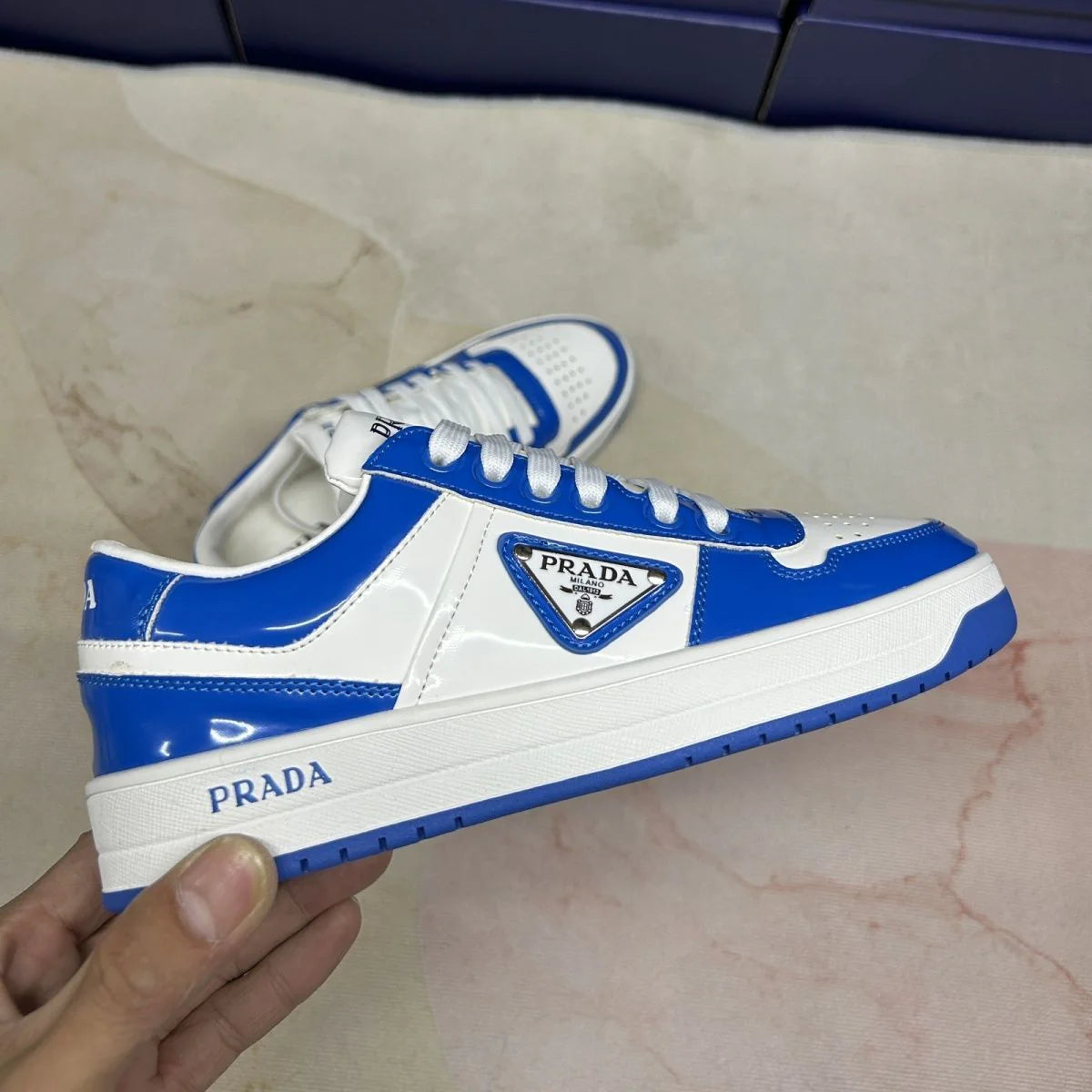 P New Women's Shoes Casual Shoes Triangle Buckle Lace-up Sneakers 1024060508