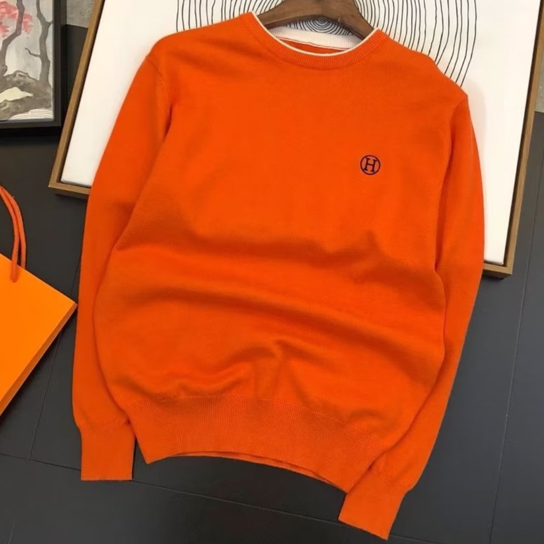 Fashion And Minimalist Round Neck Warm Knit Sweater 1023121310