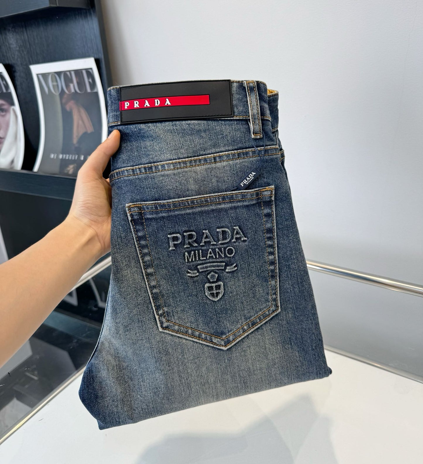 PR Embossed Letters Straight Leg Skinny Jeans 1824091007