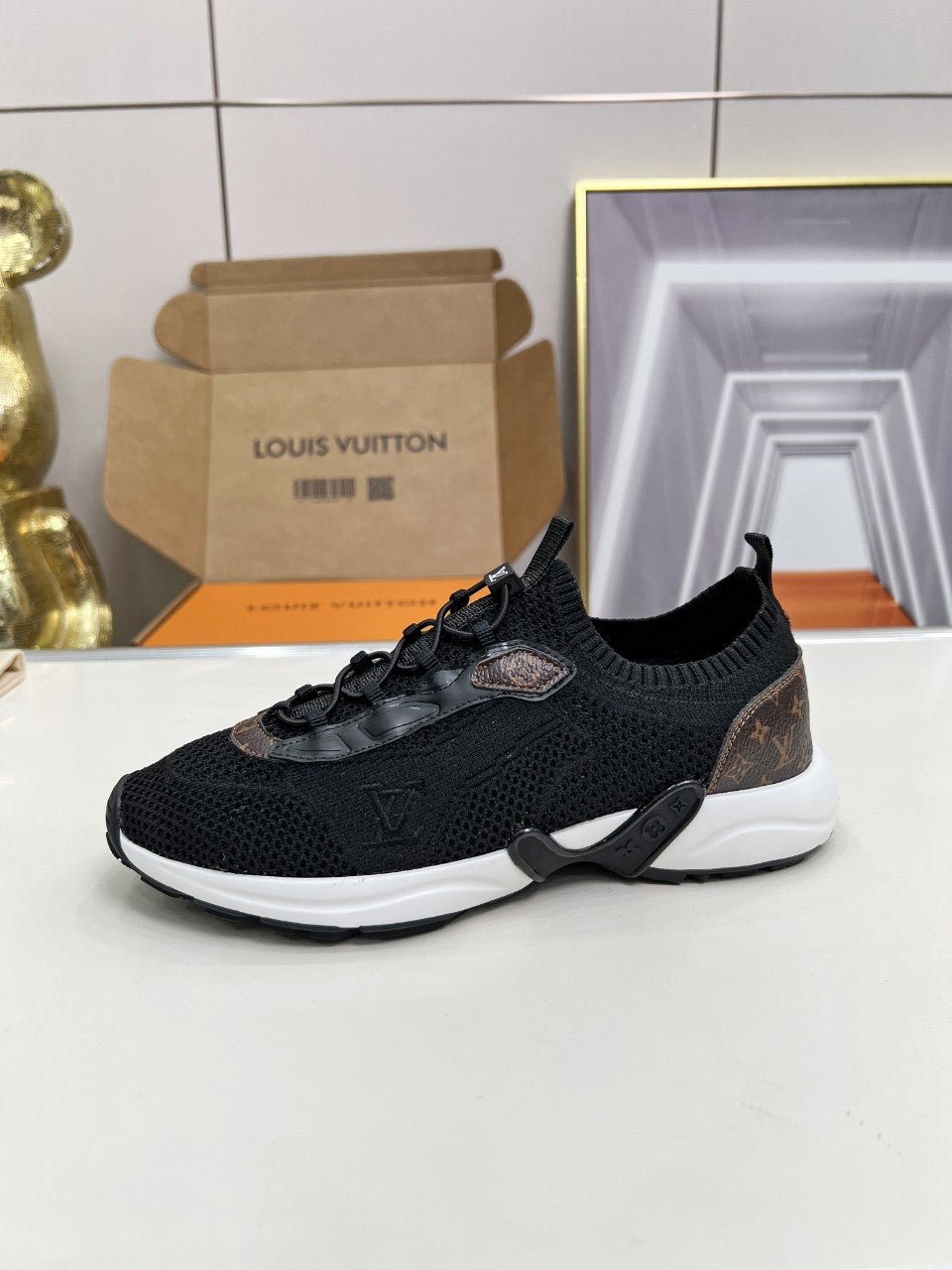 Lvv's new fashionable mesh breathable sports shoes 0725090801