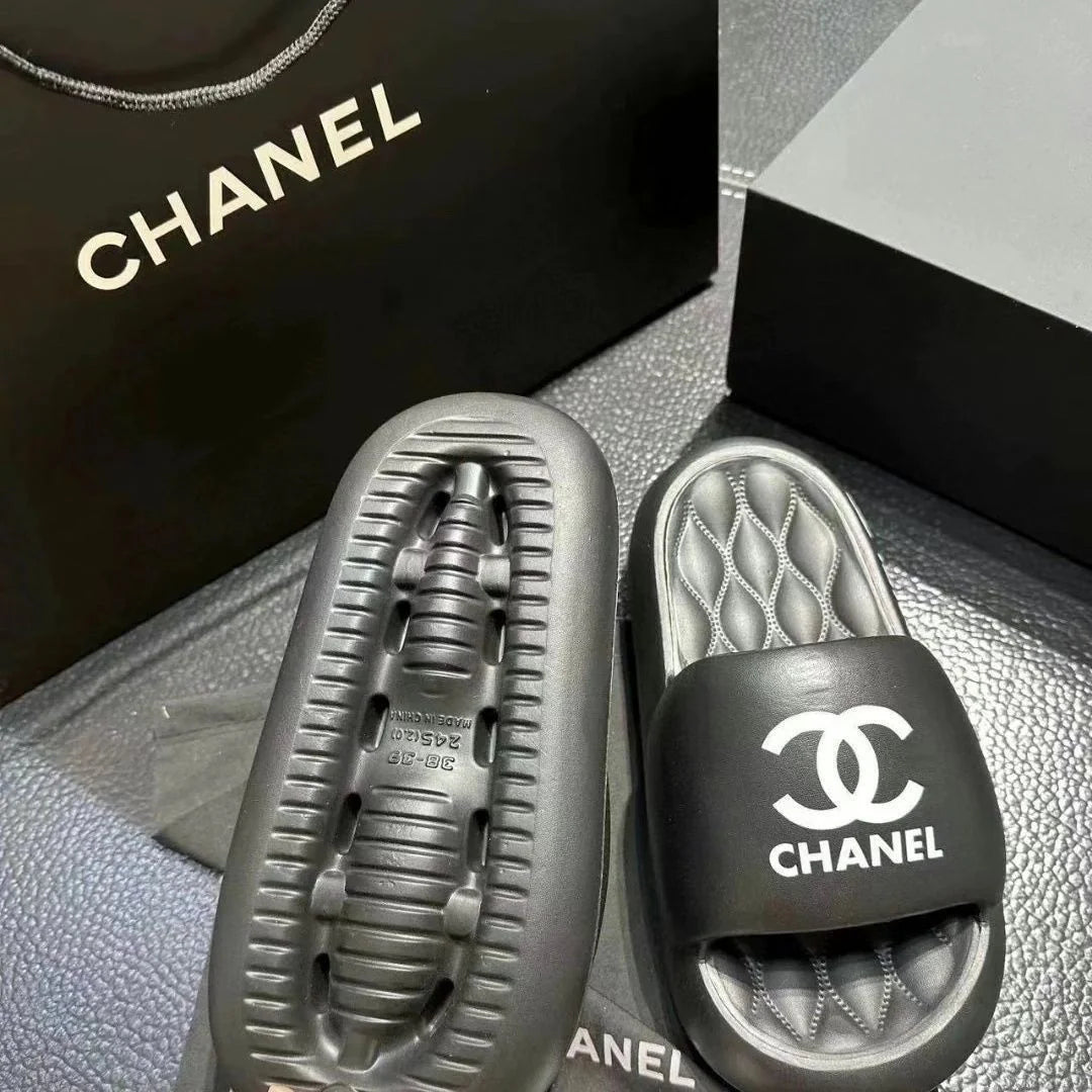 New Soft Bottom Fashion All-match Sandals 1024052110