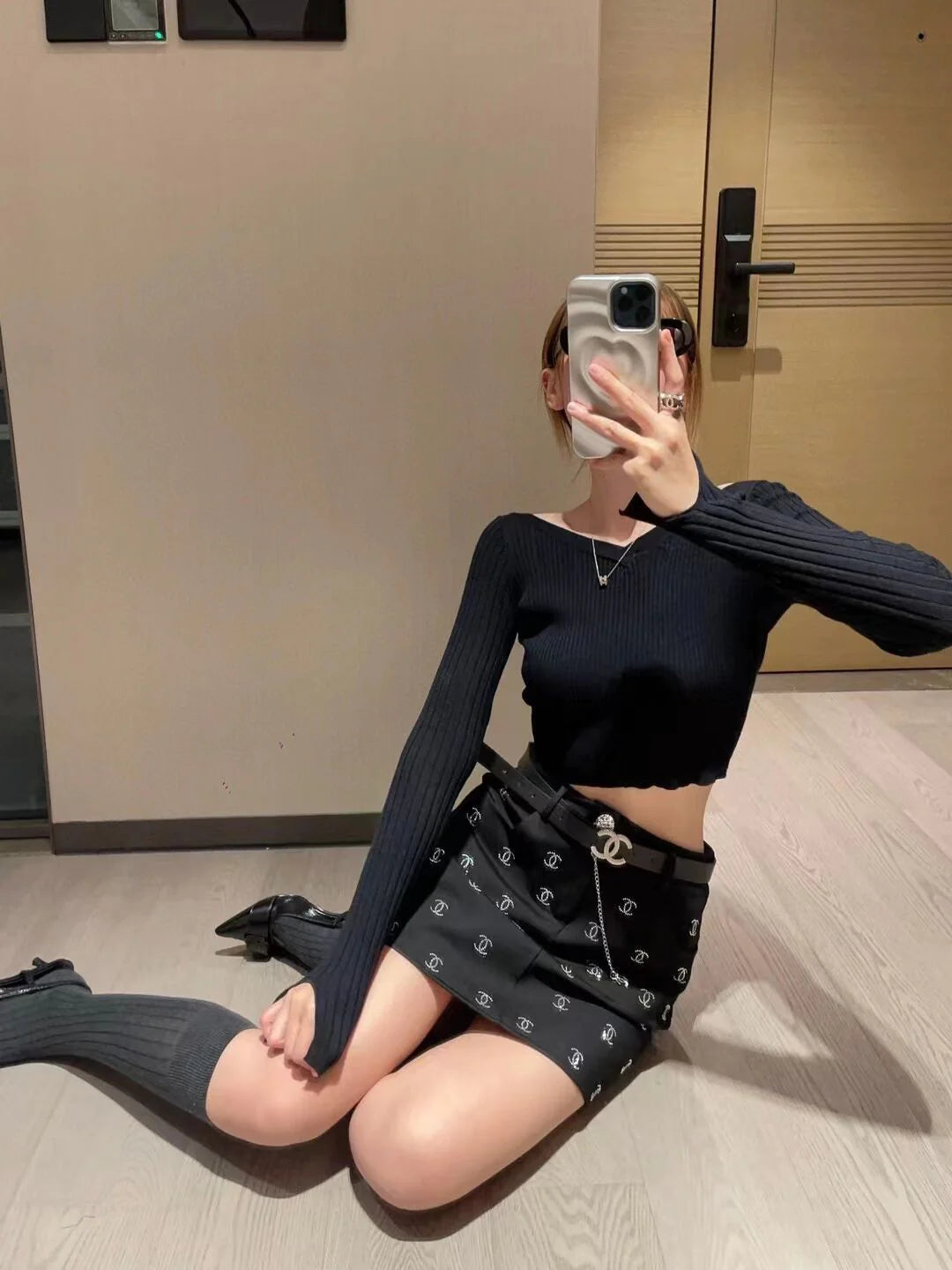 New Entry Light Luxury Spice Girl Full Hot Diamond Skirt 1024040130