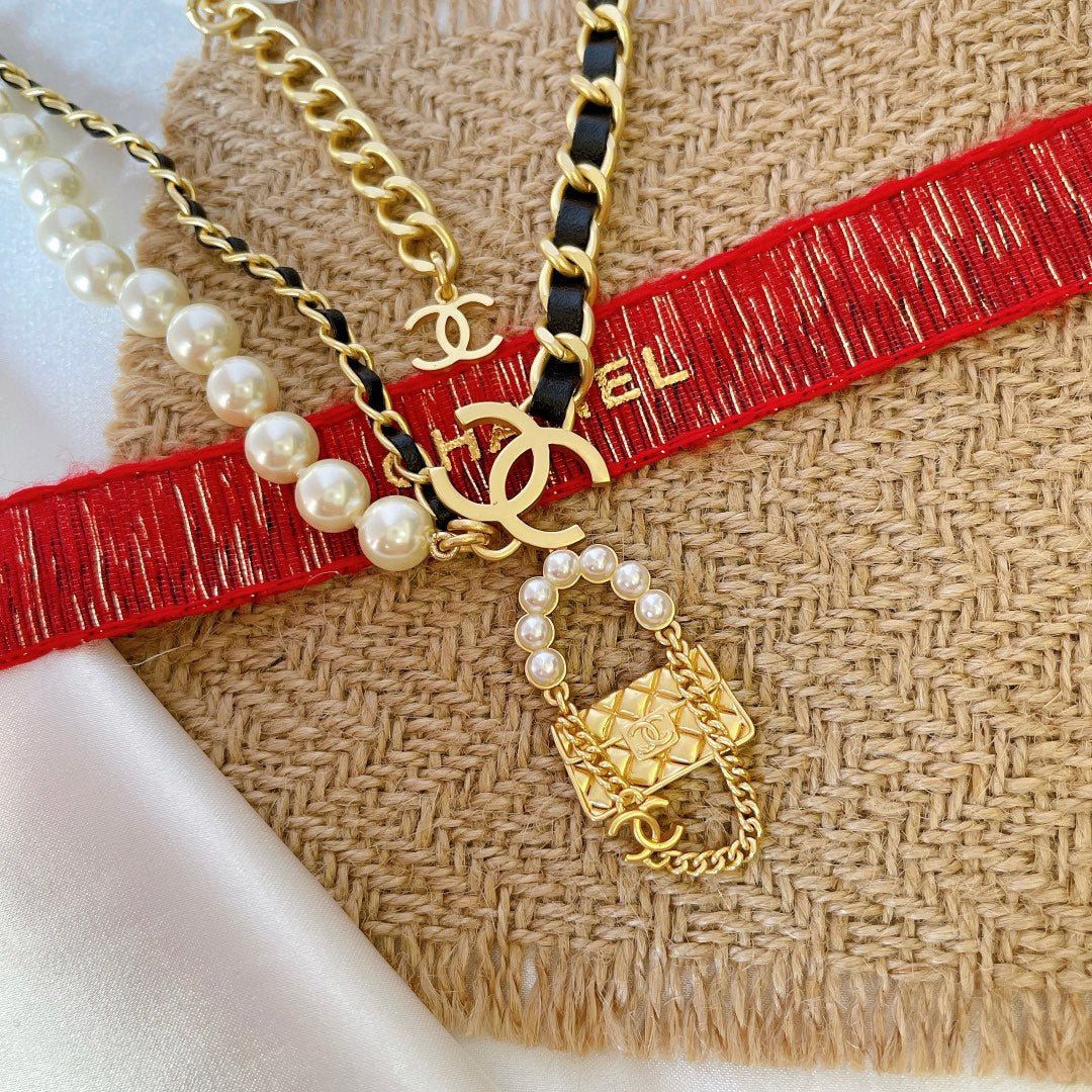 Fashion Leather Necklace