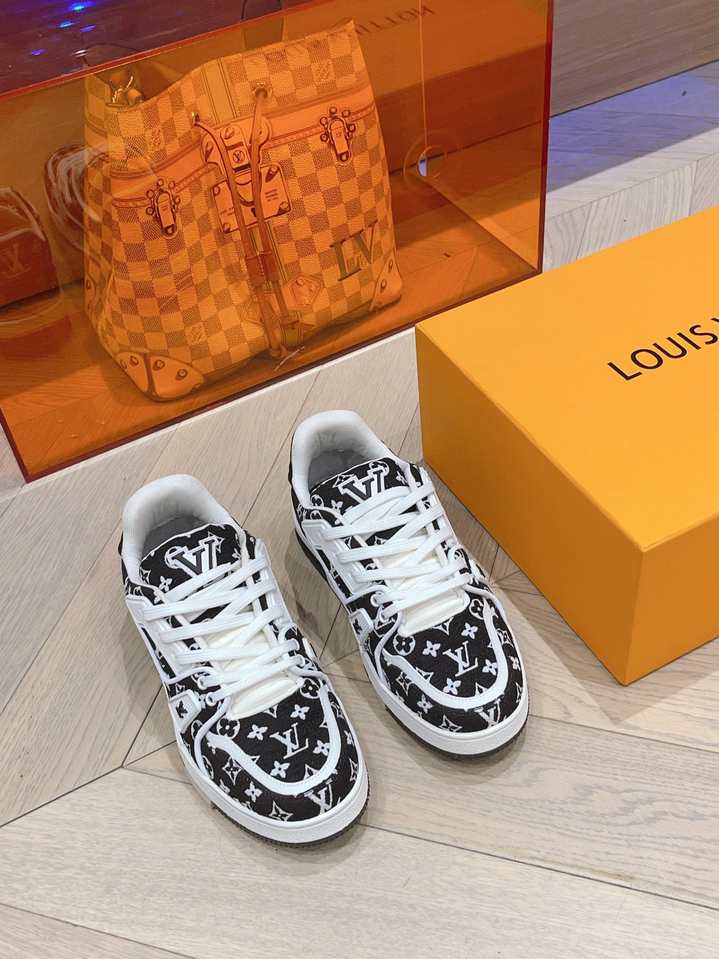 Lvv couple limited series casual denim print sneakers 0725012402