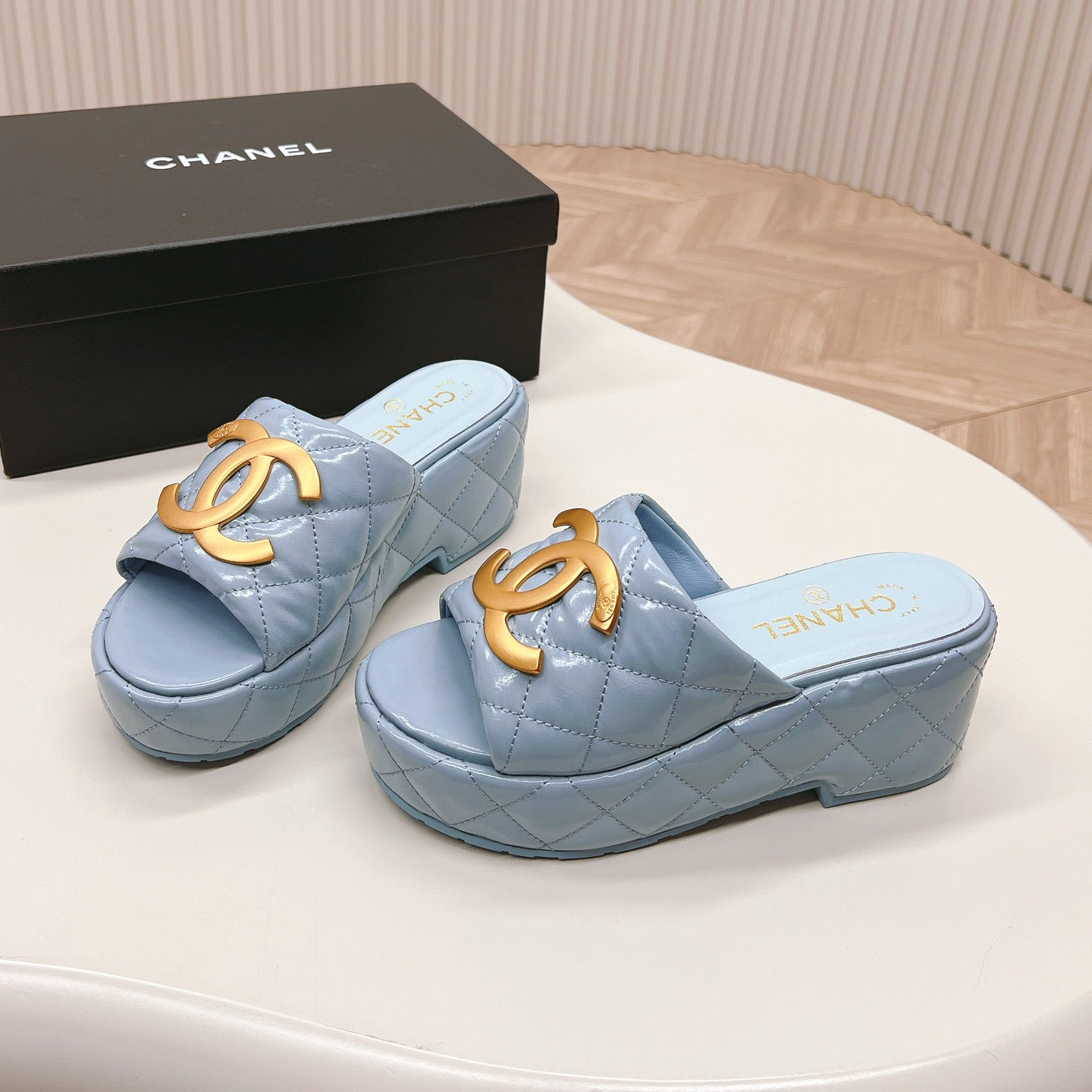 Chane1 top fashion thick-soled rhombus slippers 0724030812