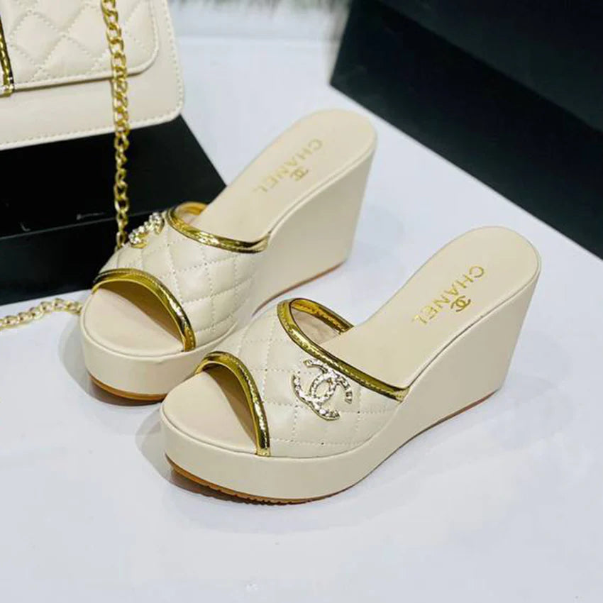 New fashionable thick soled sandals and slippers 10240625404