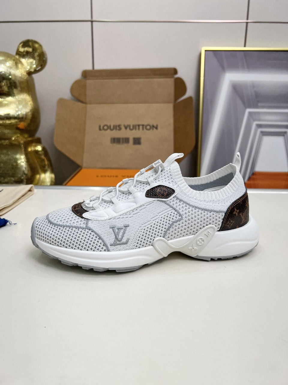 Lvv's new fashionable mesh breathable sports shoes 0725090801
