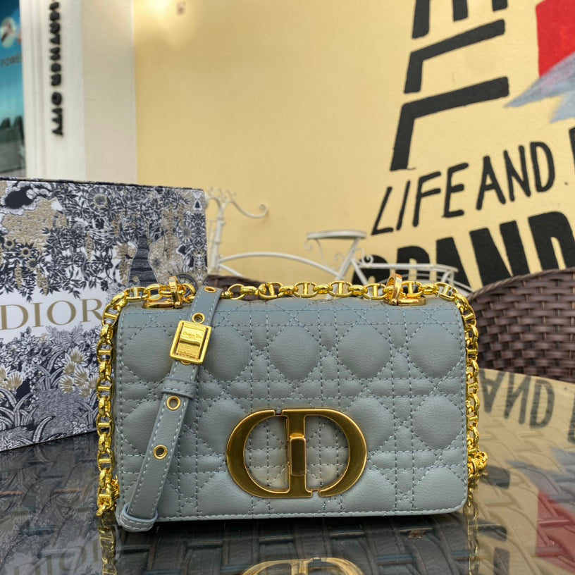 R Caro 5 colors XC16051001