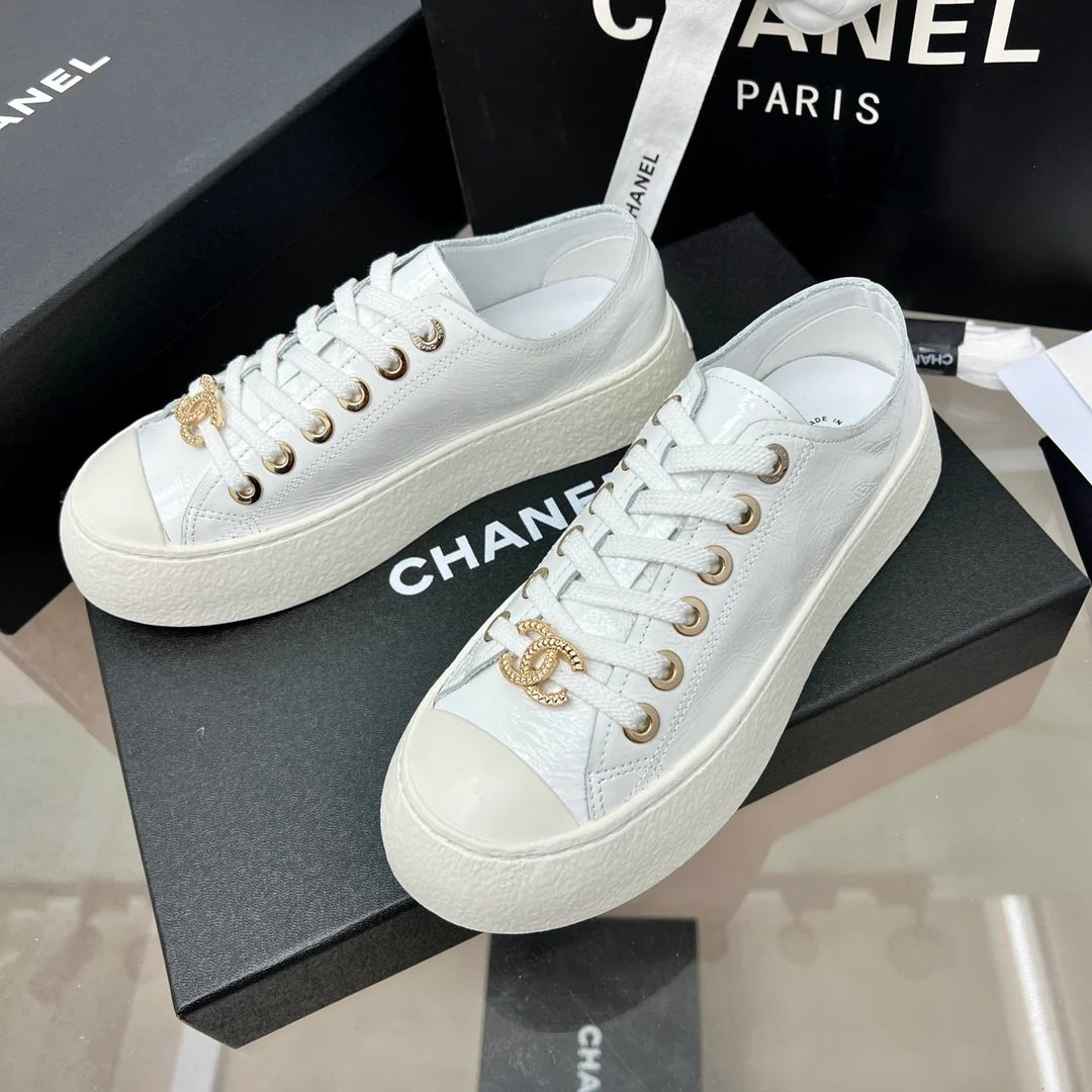 New fashion classic versatile sports sneakers 1024040318