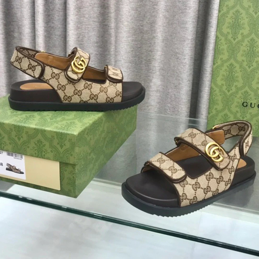 New Fashion Versatile Velcro Sandals 1024032030