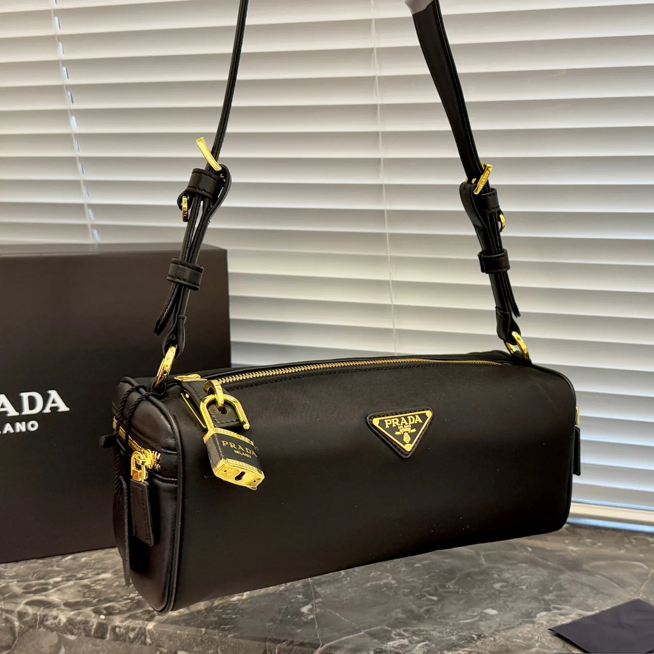 Cylinder Lock Bag Underarm Bag 1925012005