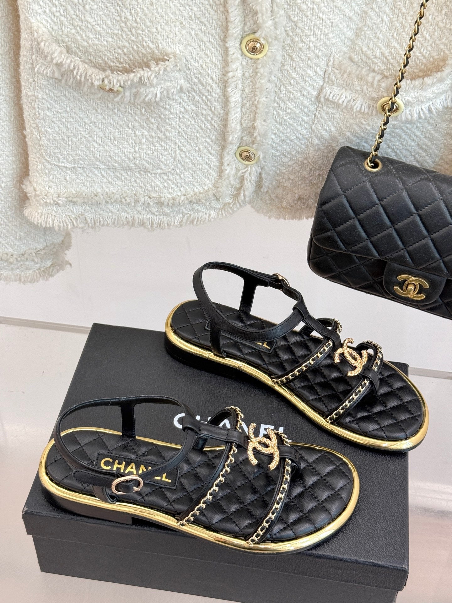 CNL flat chain double C sandals 0725042806