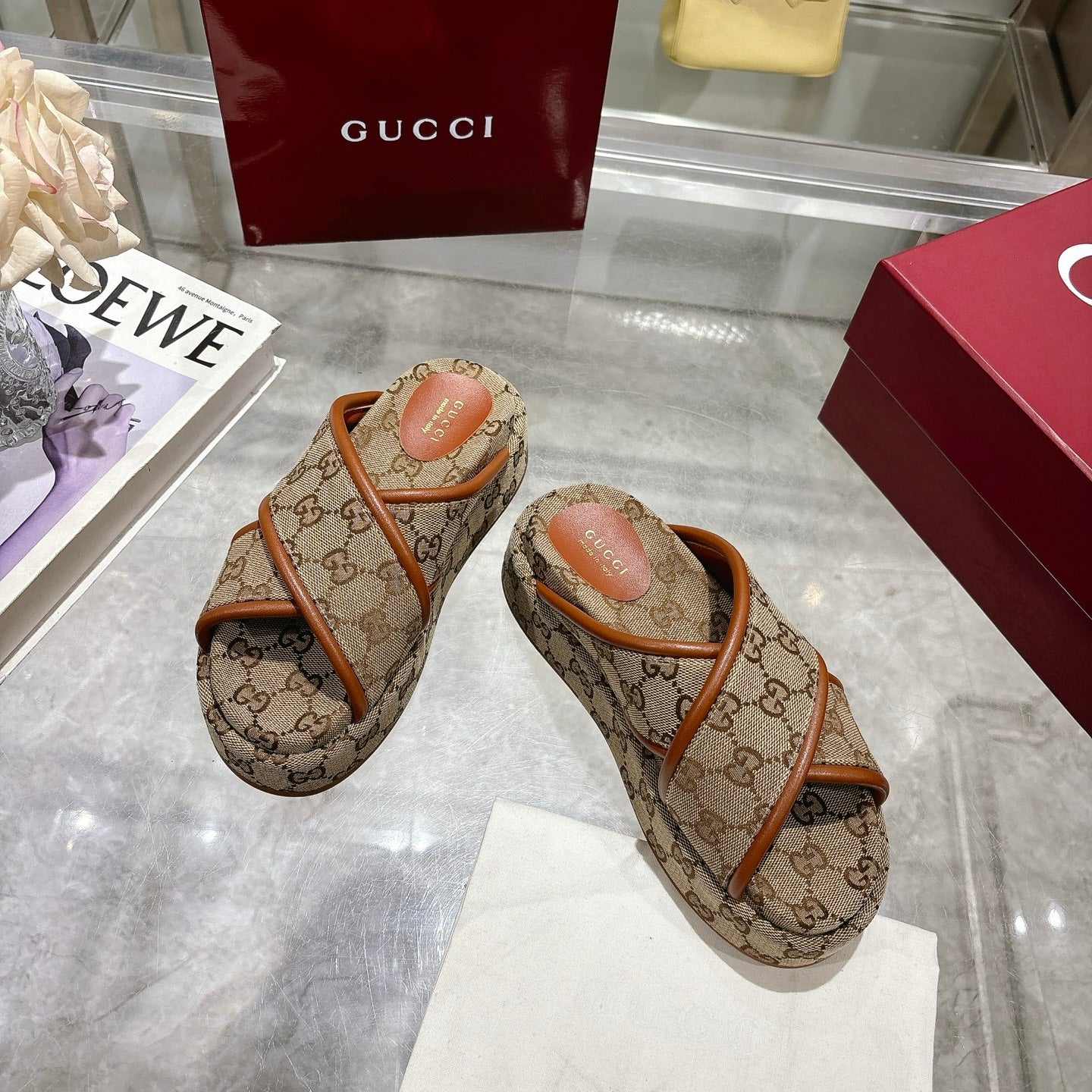 GG cross-upper thick-soled flip-flops 0725052901