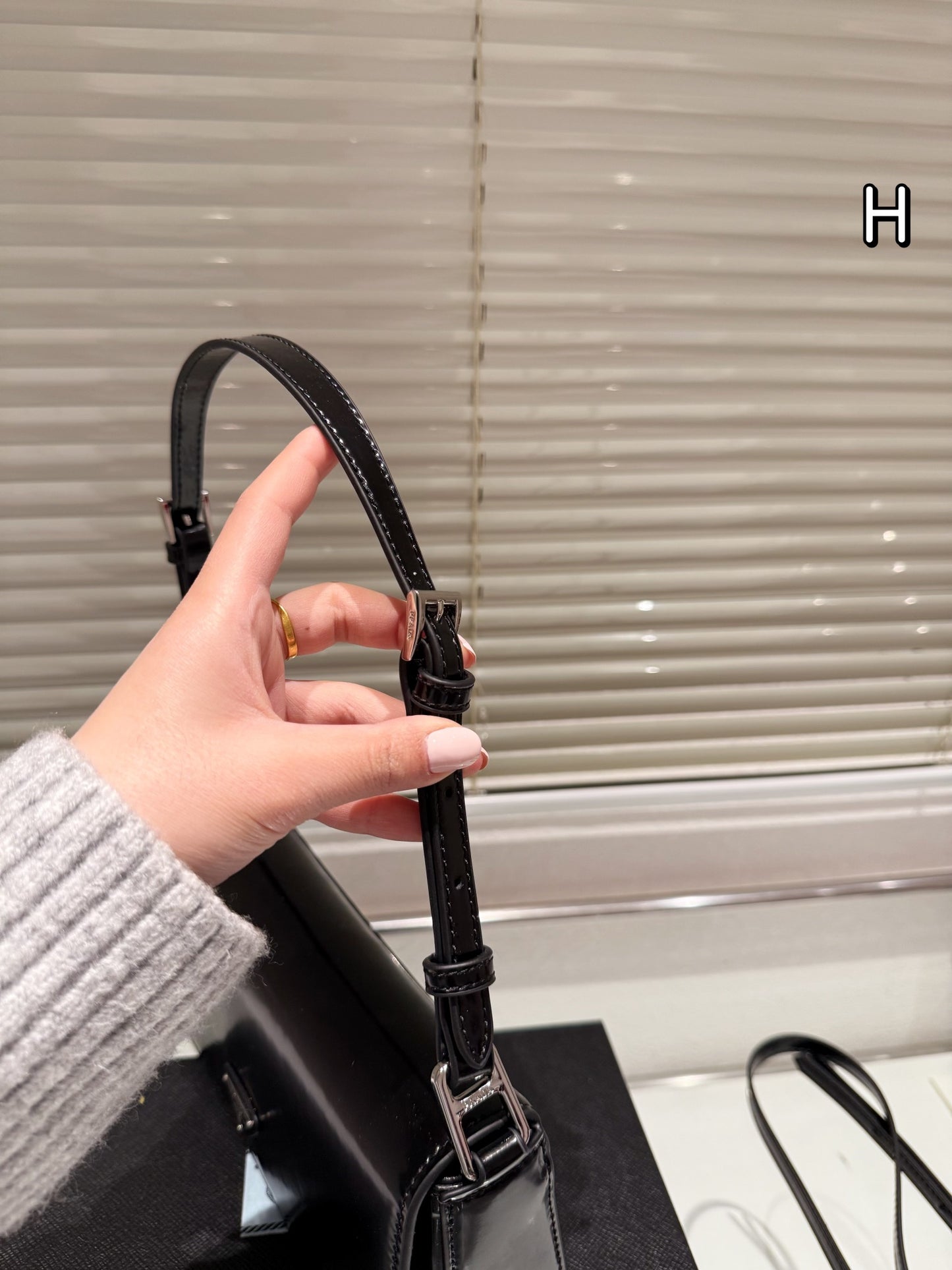 PRD Fashion Patent Leather Underarm Bag 0724120509