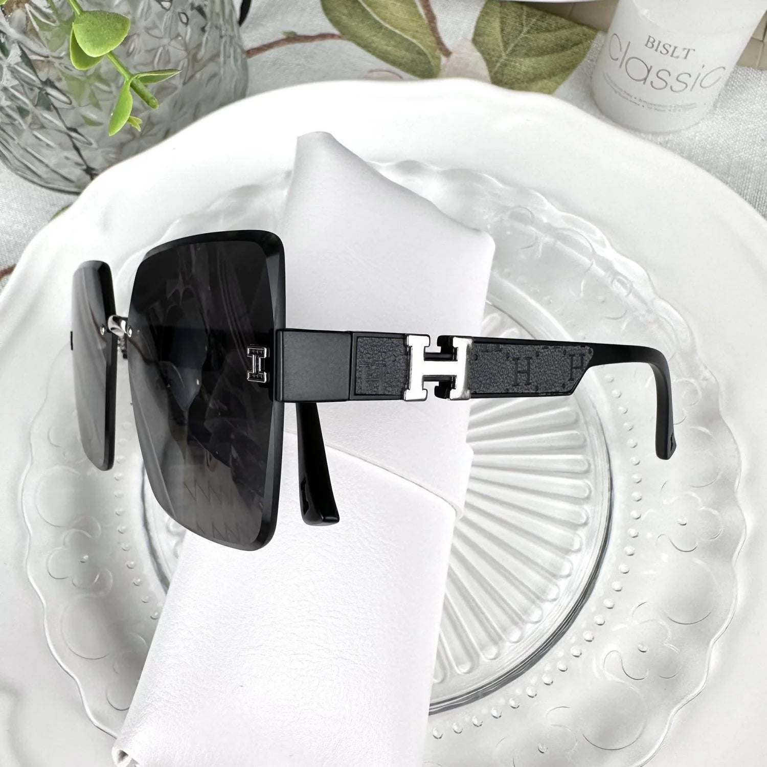 New Sunglasses Women's Frameless Anti-ultraviolet Gradient Two-color Sunglasses 1024062705