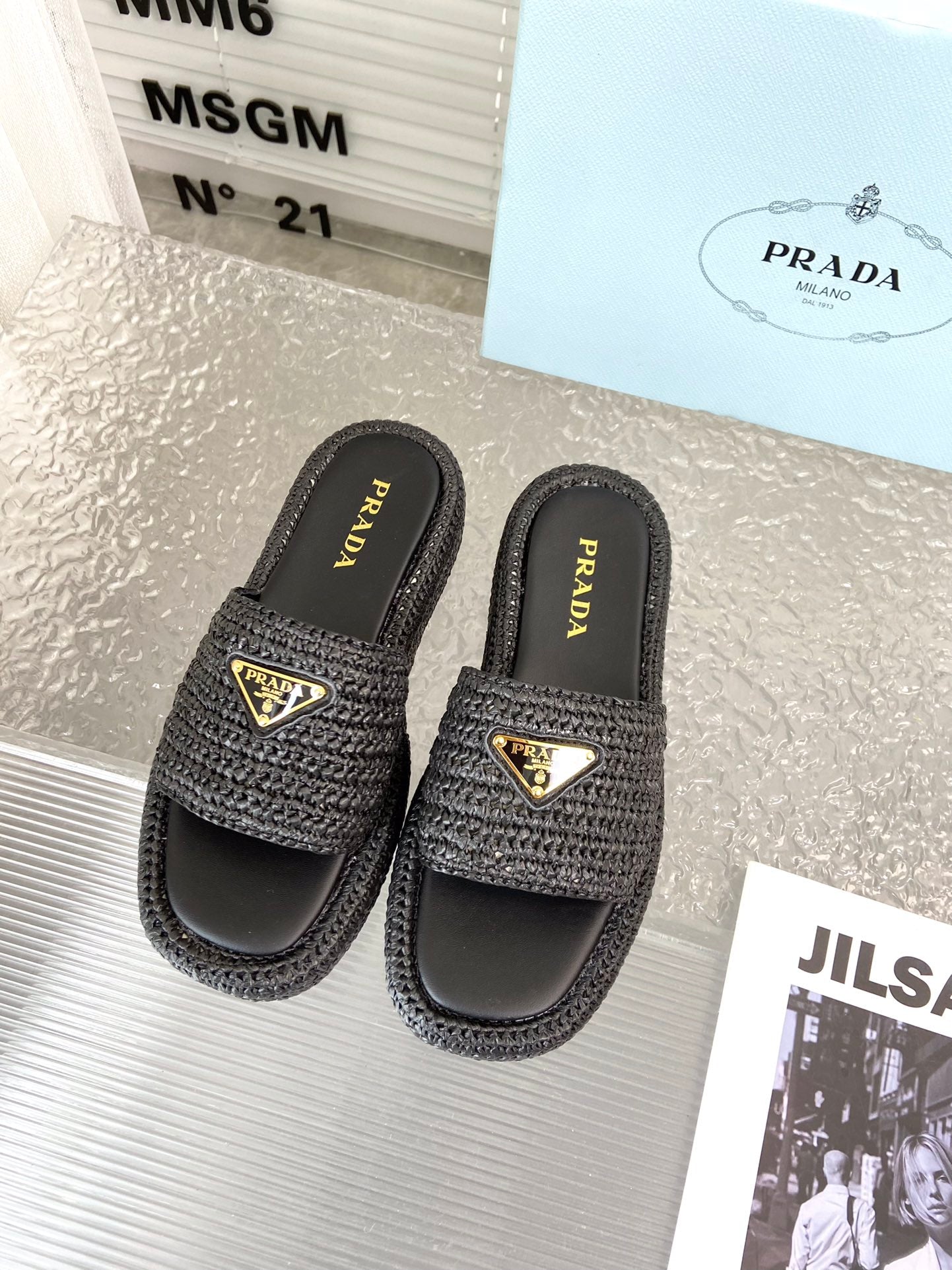 Spring and summer new style woven thick-soled triangle buckle strap slippers 0724032001