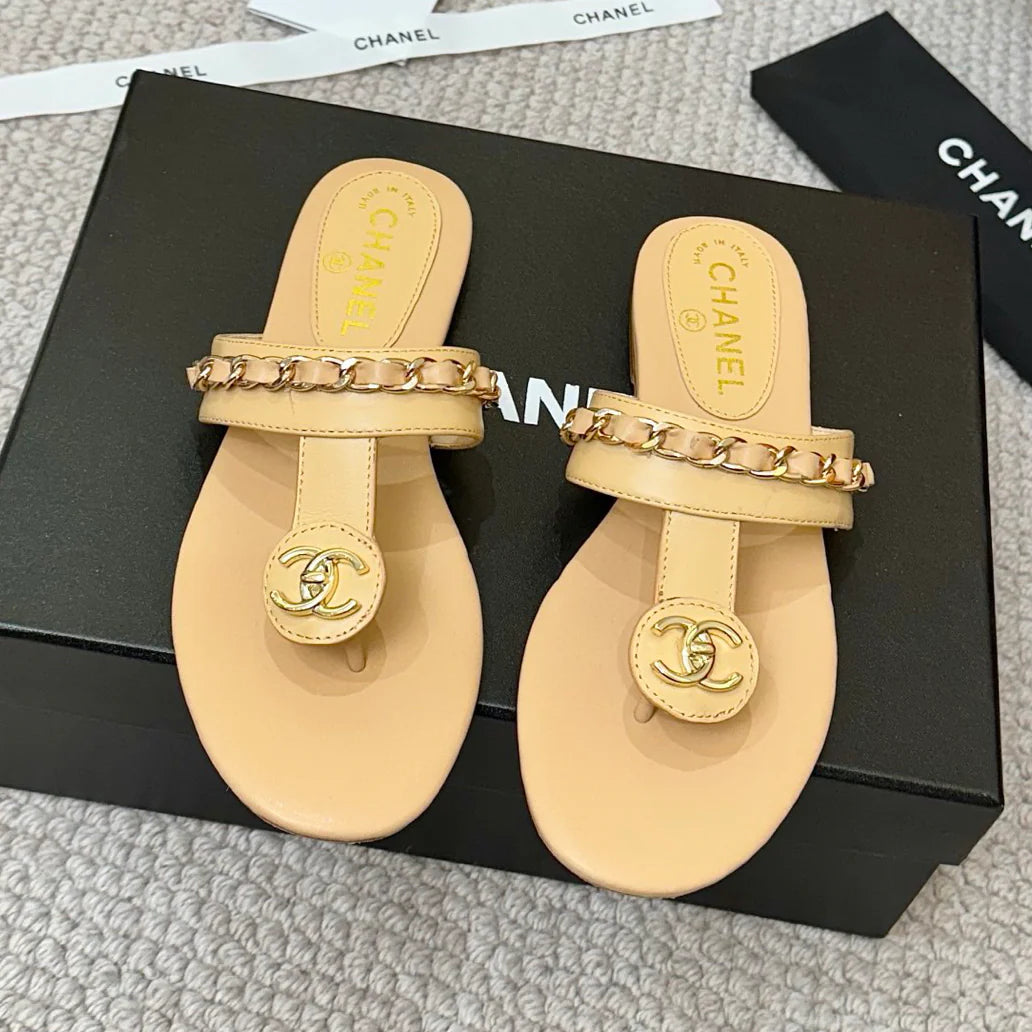 Classic Versatile Double C Sandals 1025042301