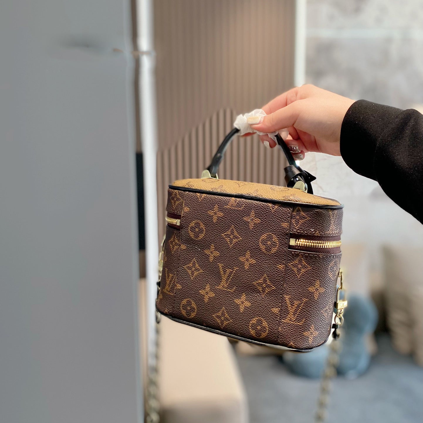 Presbyopia Retro Cosmetic Bag 031702