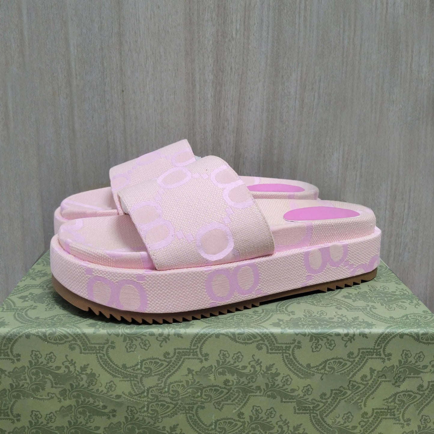 Fashion Sandals slippers Luxury 1025073104