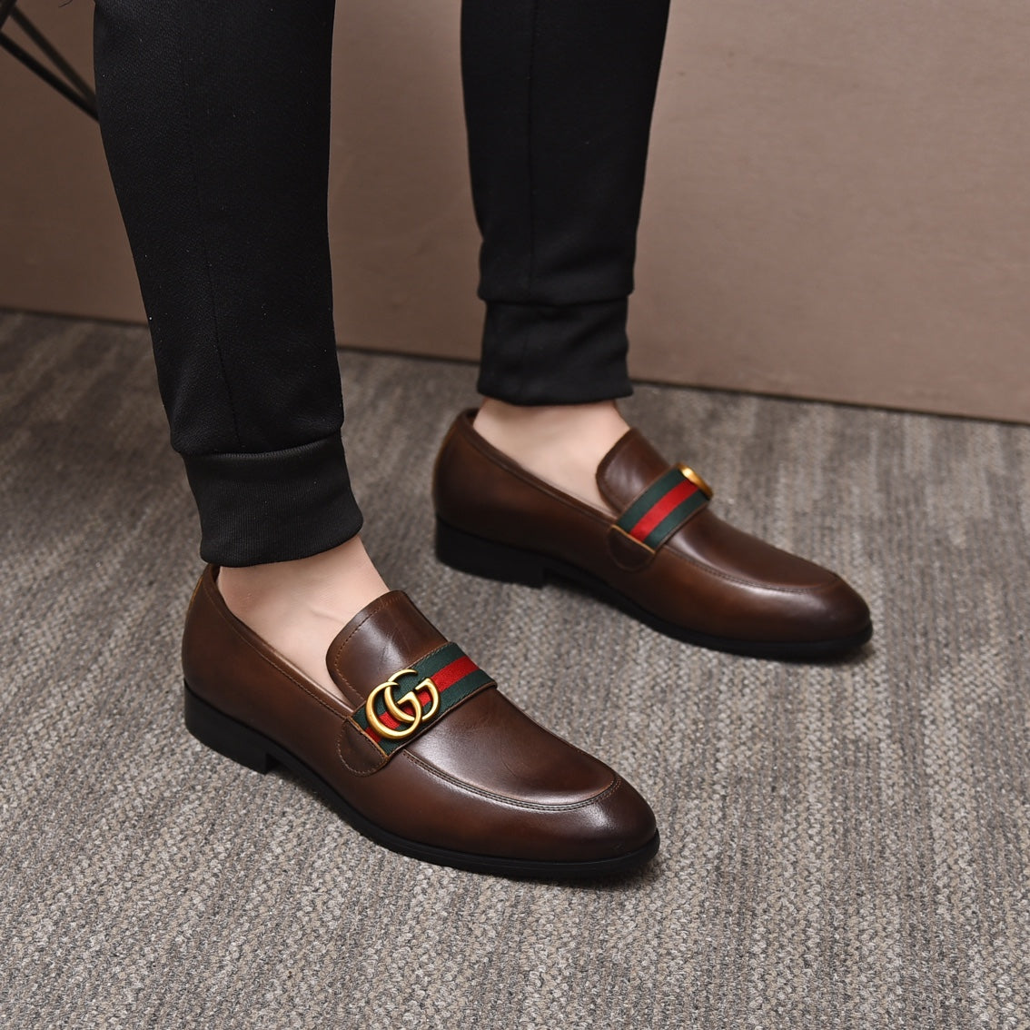 Gentleman Men's Shoes Leather Popular Classic Presbyterian Pattern Loafers G06