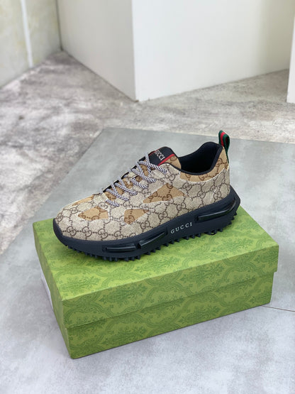 GG men's casual sneakers with print 0725062701
