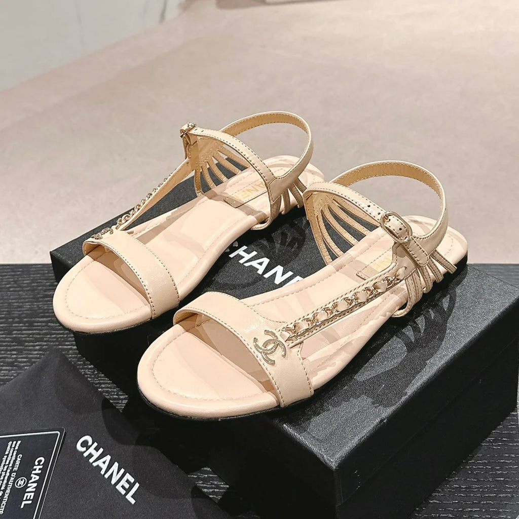 New Fashion Versatile Flat Sandals 1024042610