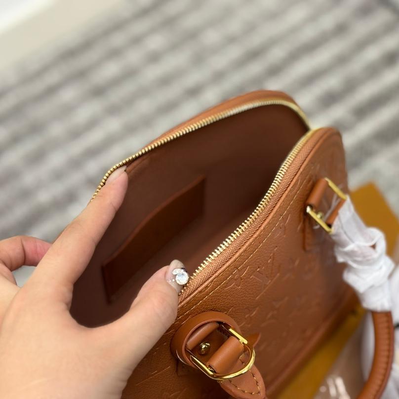 New Fashion Versatile Handbag Crossbody Bag 0725072110