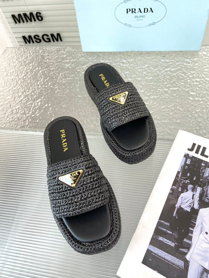 Spring and summer new style woven thick-soled triangle buckle strap slippers 0724032001