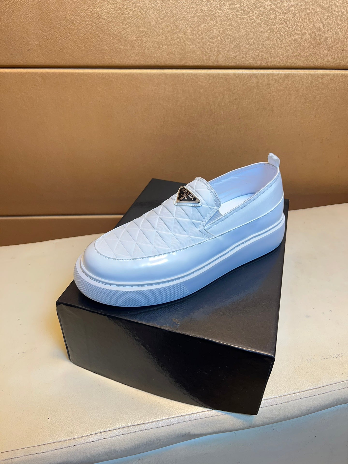 PRD triangle print slip-on sneakers 0724101405