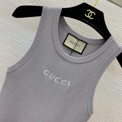 Slim-fit stretch-knit vest top with embroidered logo and contrast stripes 0724100901