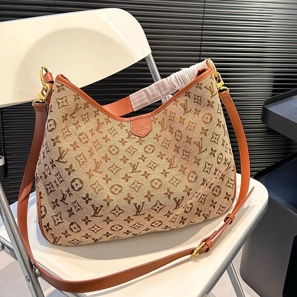 V Fashion All-match Printed Tote Bag 0724061206