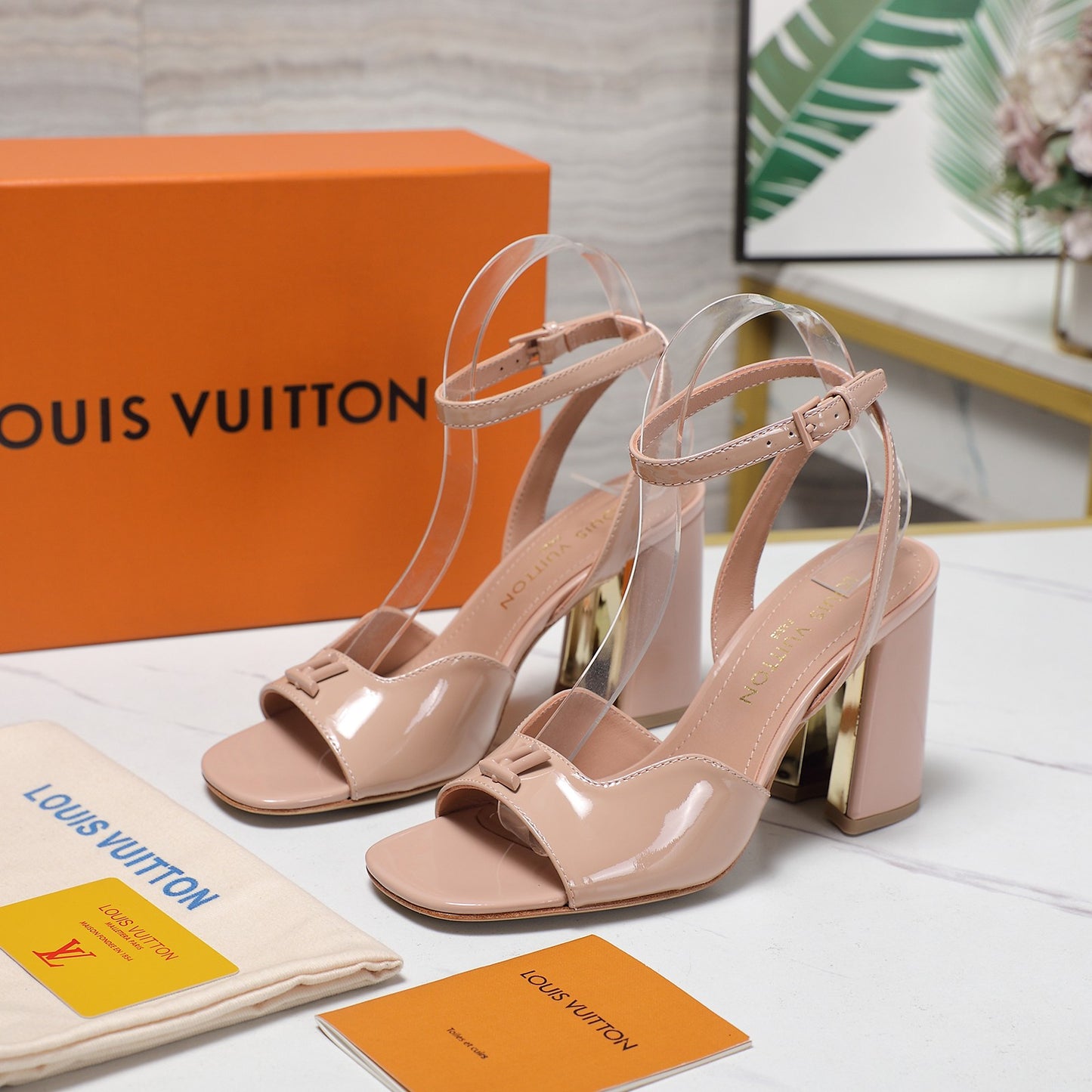 Lvv 25ss new high-heeled sandals 0725102305