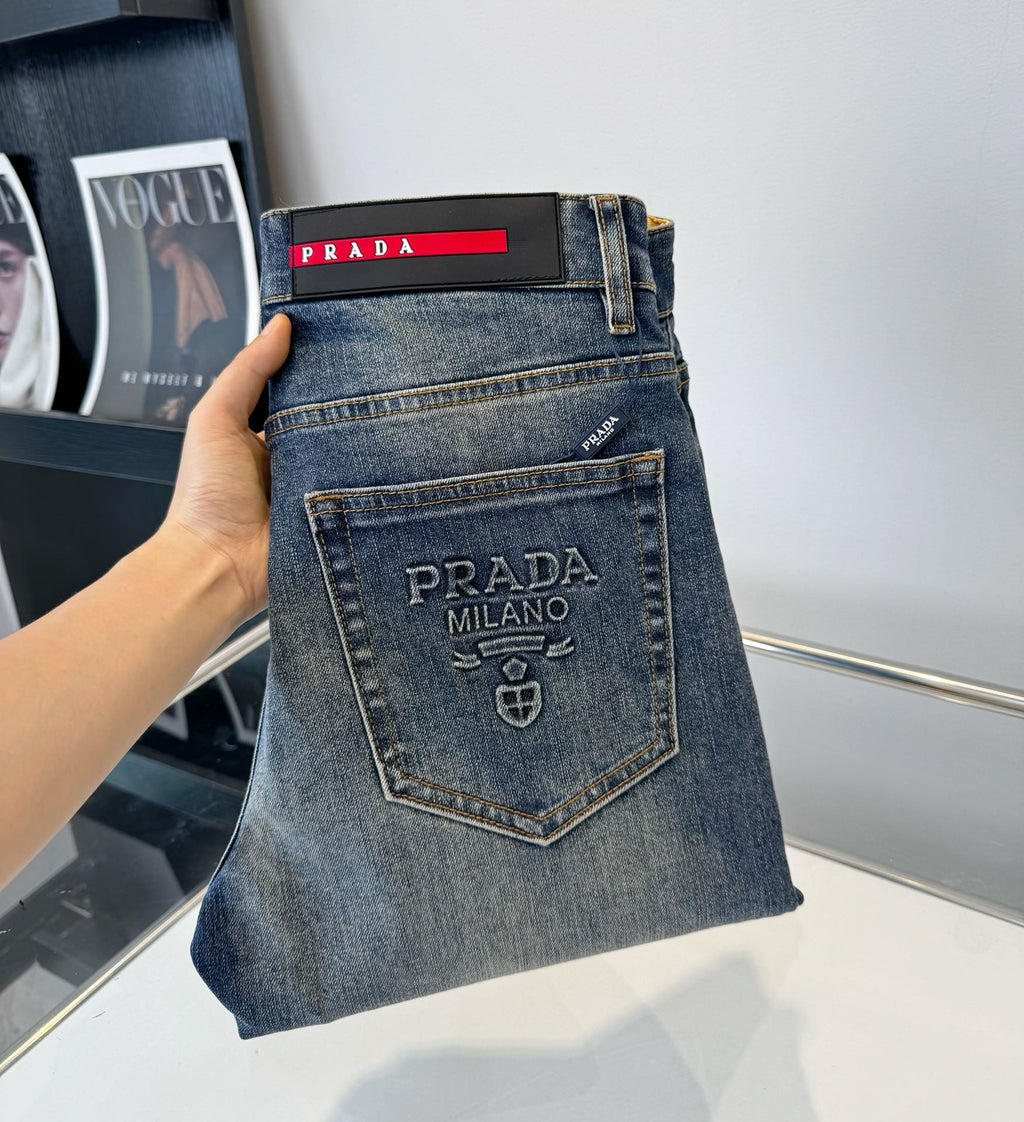 PR Embossed Letters Straight Leg Skinny Jeans 1824091007