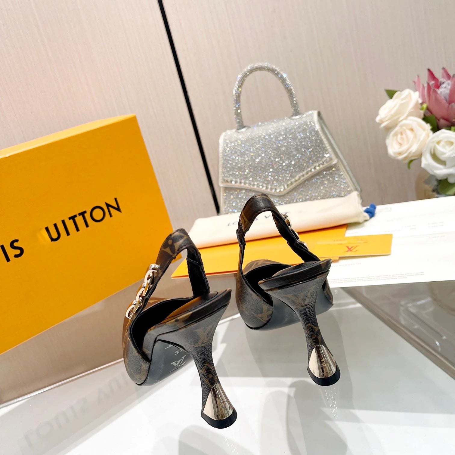 New Fashion Classic Floral V Logo Women's Shoea-XC05202411901