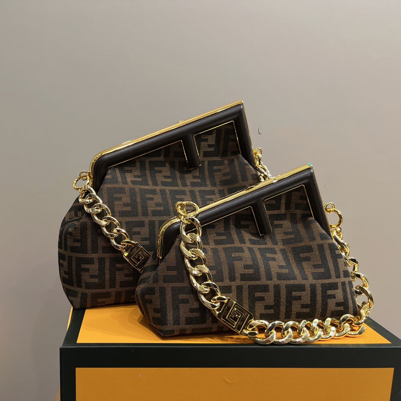 fashion all-match presbyopic clip bag