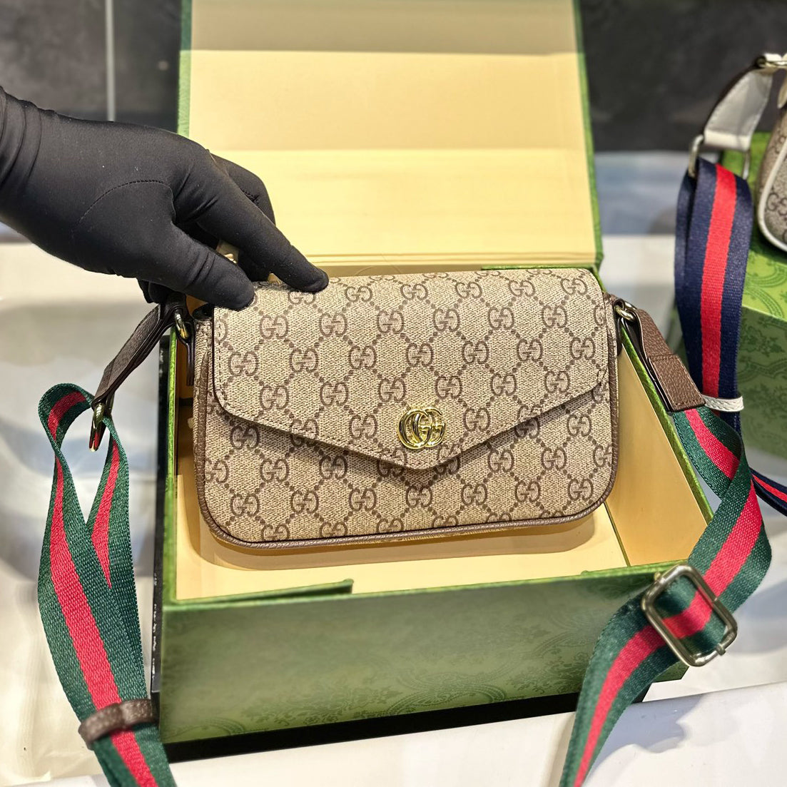 Petite GG series handbag shoulder bag 0724051502