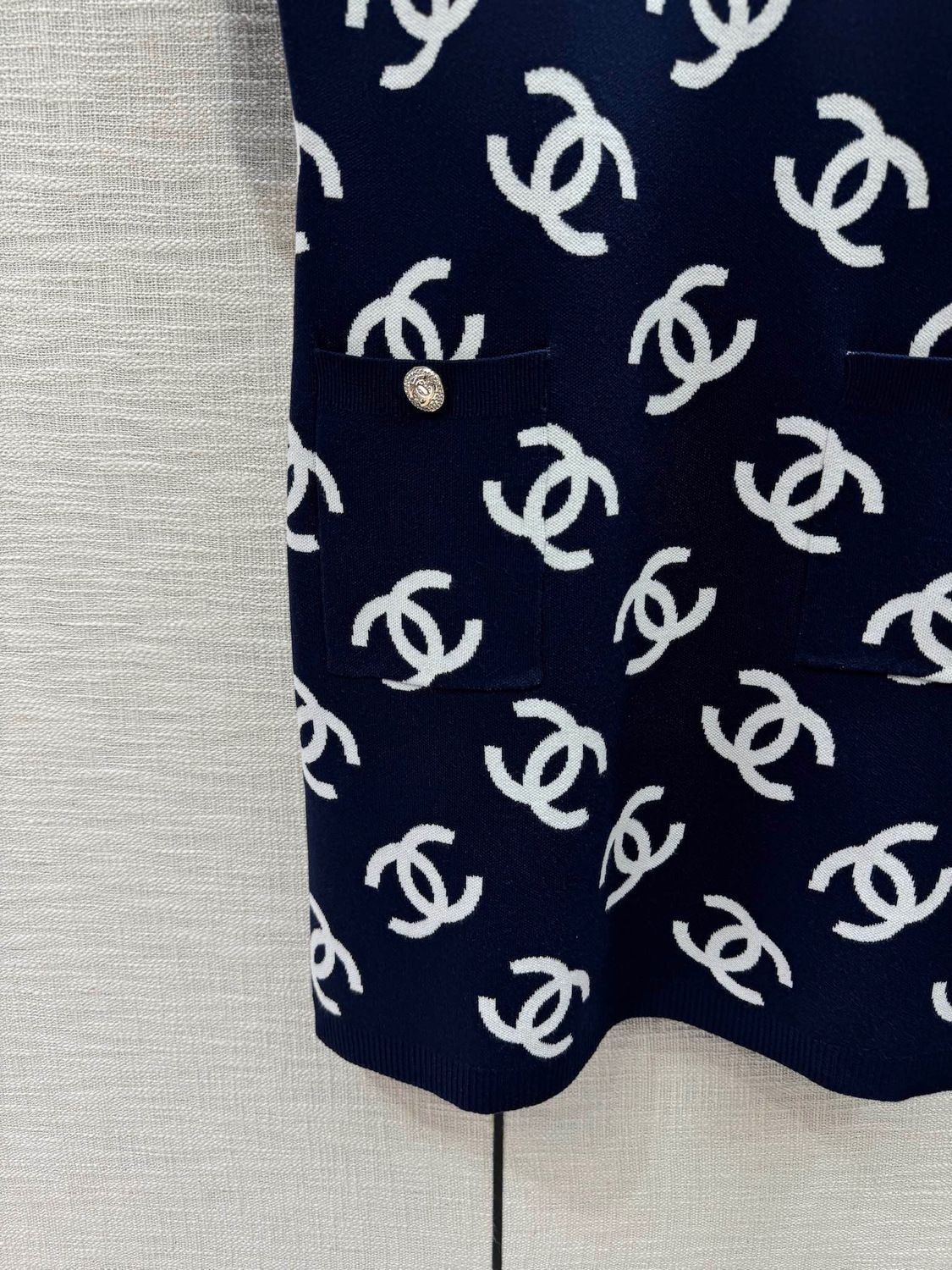 Fashion New Slim-fit Slim-fit Knitted Short-sleeved Dress 1024041621