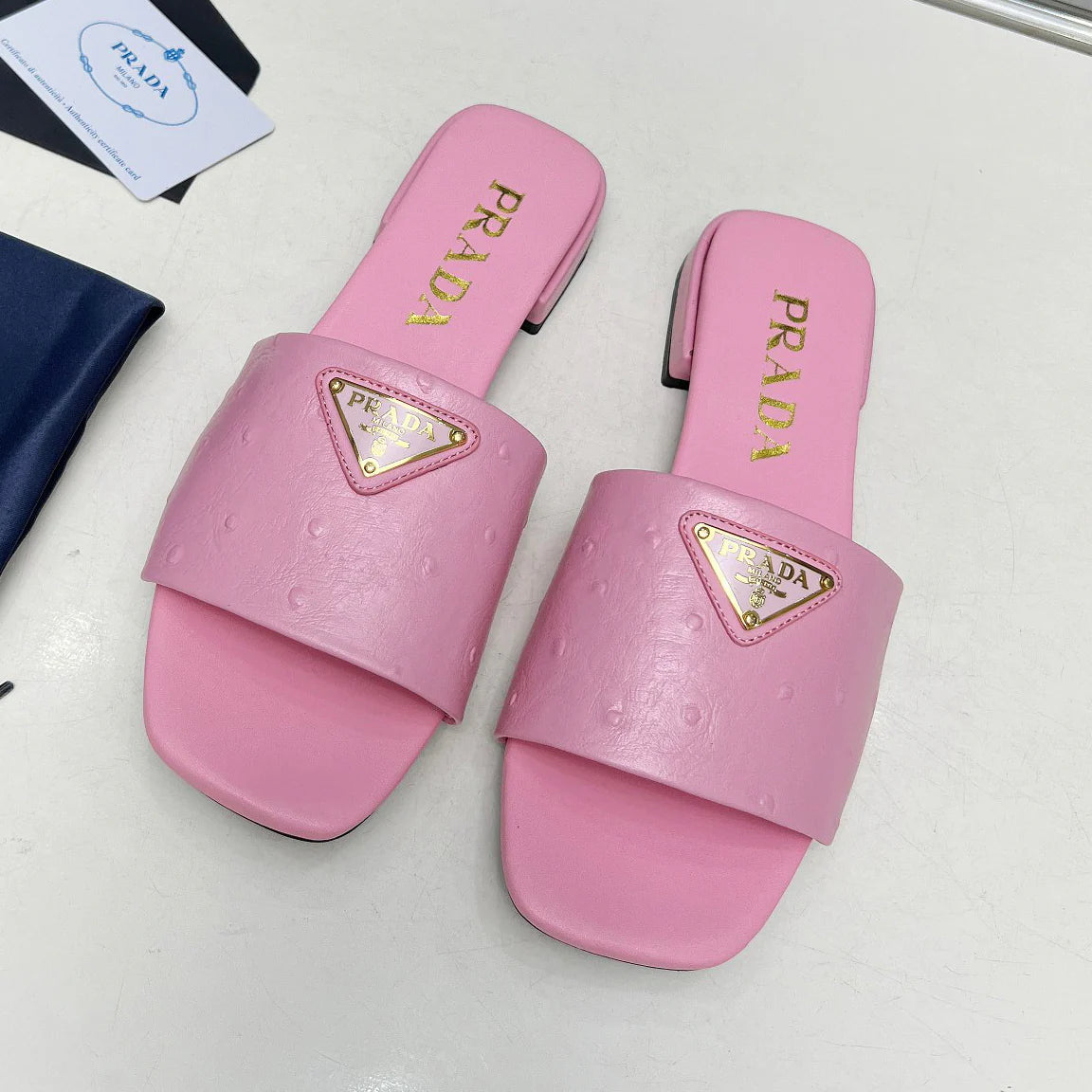 New fashion and versatile flip-flops 1025062404