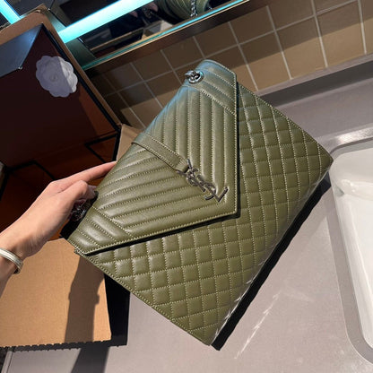 Fashionable and versatile diamond grid chain bag 1023121101