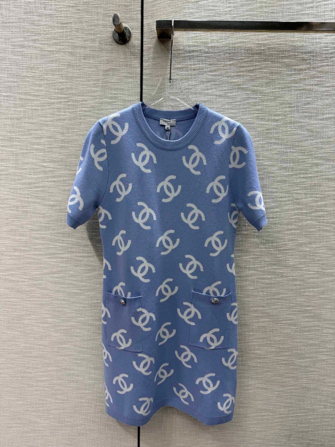 Fashion New Slim-fit Slim-fit Knitted Short-sleeved Dress 1024041621