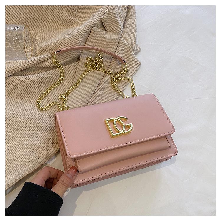 New Fashion Trend Shoulder Messenger Bag All-match Tofu Bag 1024041614