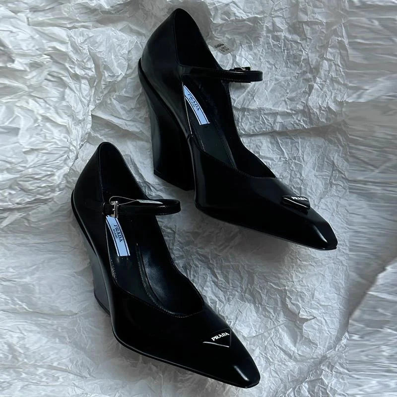 New Retro Shallow Mouth Pointed Mary Jane Single Shoes 1023122808