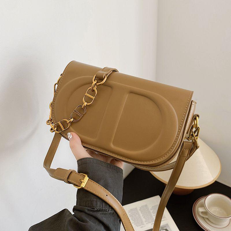 New Fashion Shoulder Crossbody Saddle Bag 1024070320