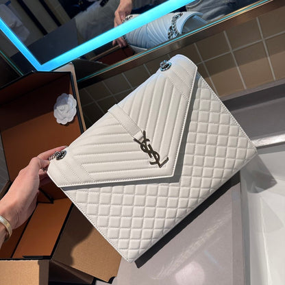 Fashionable and versatile diamond grid chain bag 1023121101