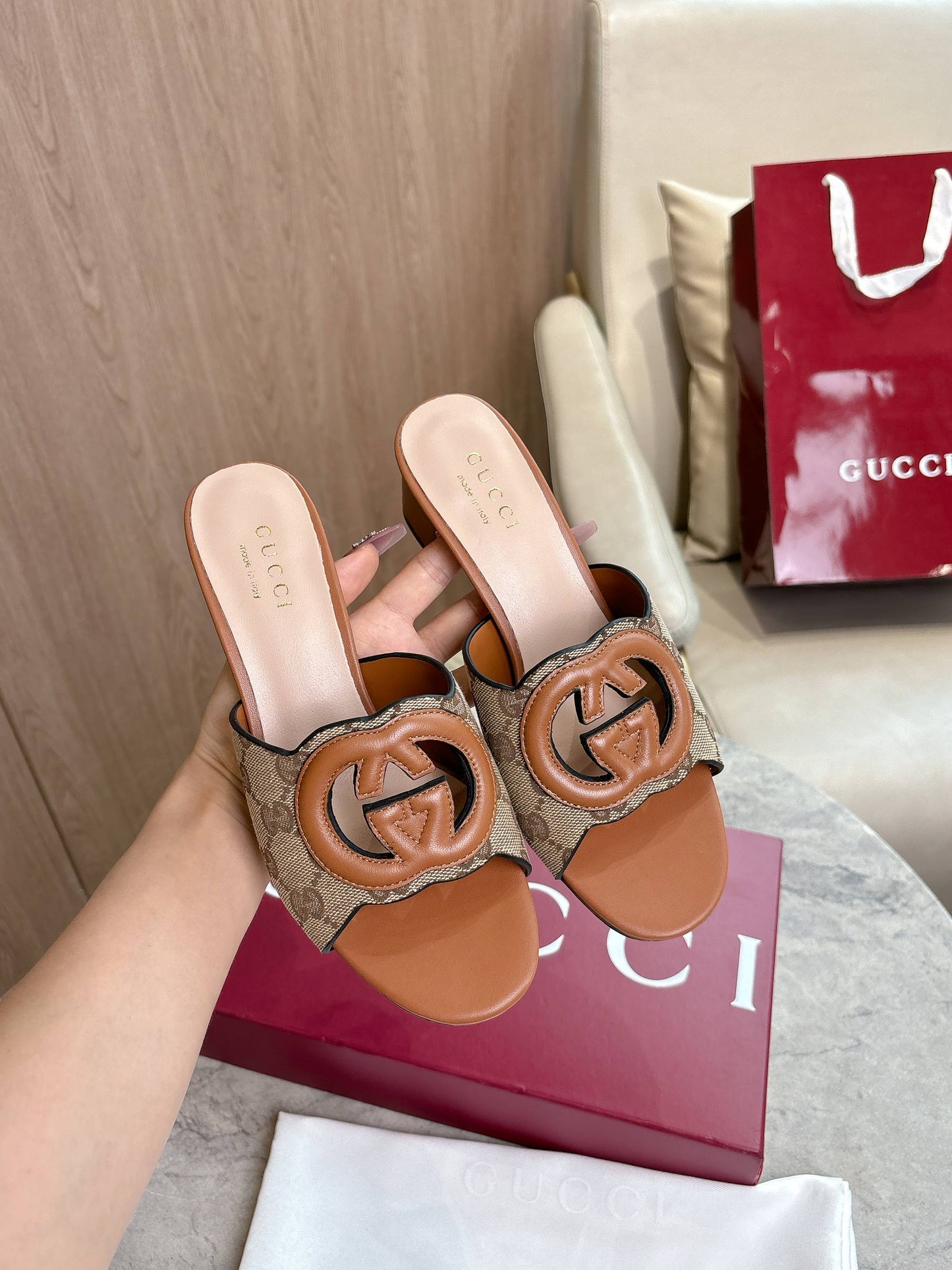 GG high-heeled slippers 0725101408