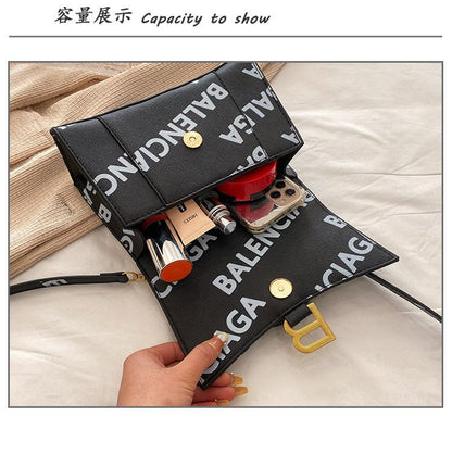 High-grade Texture Letter Hourglass Bag Single-shoulder Portable Crossbody Fashion Bag 1024041102